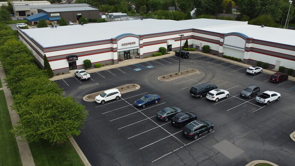 More Photos Of 3805 Fortune Dr, Lafayette Storefront For Sale