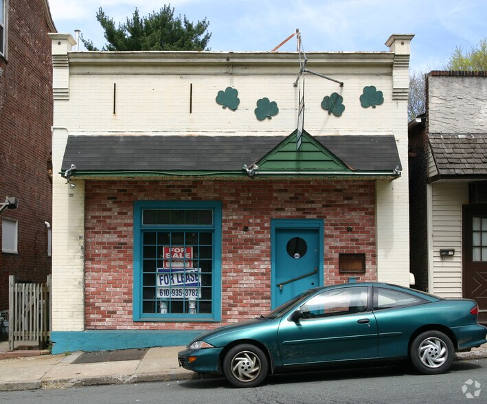 More Photos Of 231 Main St, Royersford Storefront For Sale