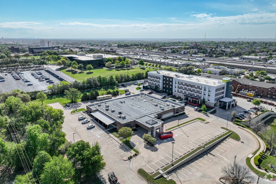 More Photos Of 1924 Forest Ridge Dr, Bedford Medical For Lease
