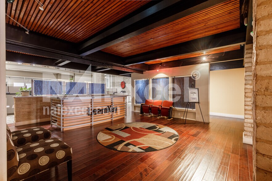 More Photos Of 35 N Main St, Saint George Office For Sale