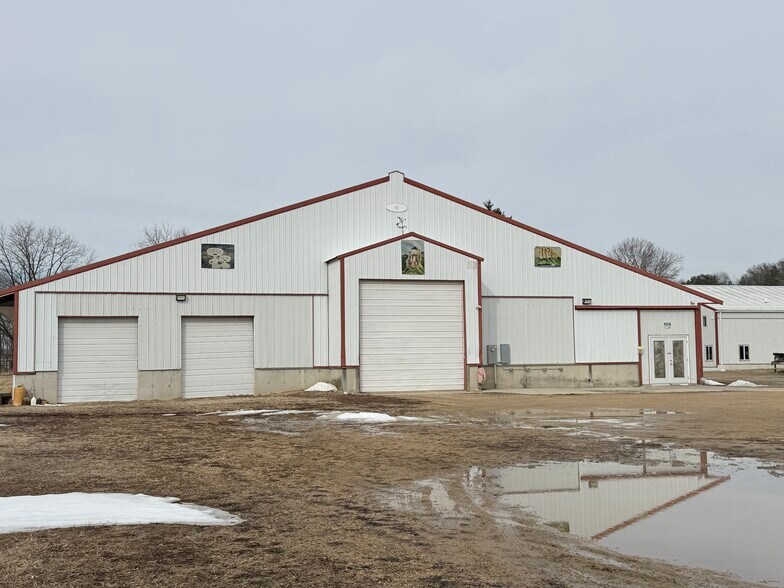More Photos Of N4440 N4440 WI-162 state hwy, Bangor Warehouse For Lease