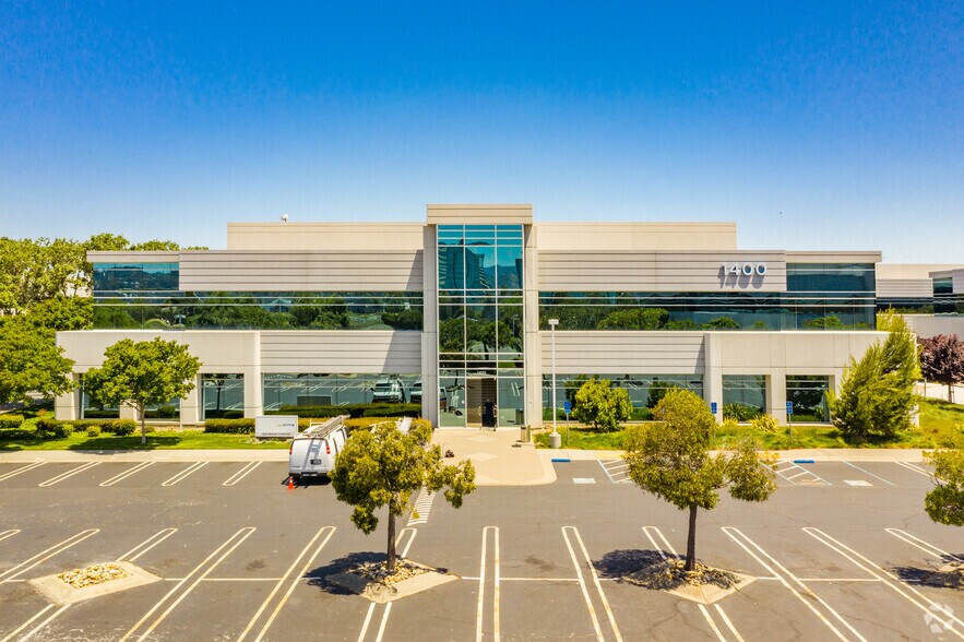 More Photos Of 1400 Bridge Pky, Redwood City Unknown For Lease