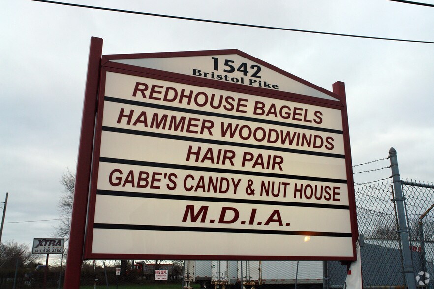 More Photos Of 1542 Bristol Pike, Bensalem Office For Lease