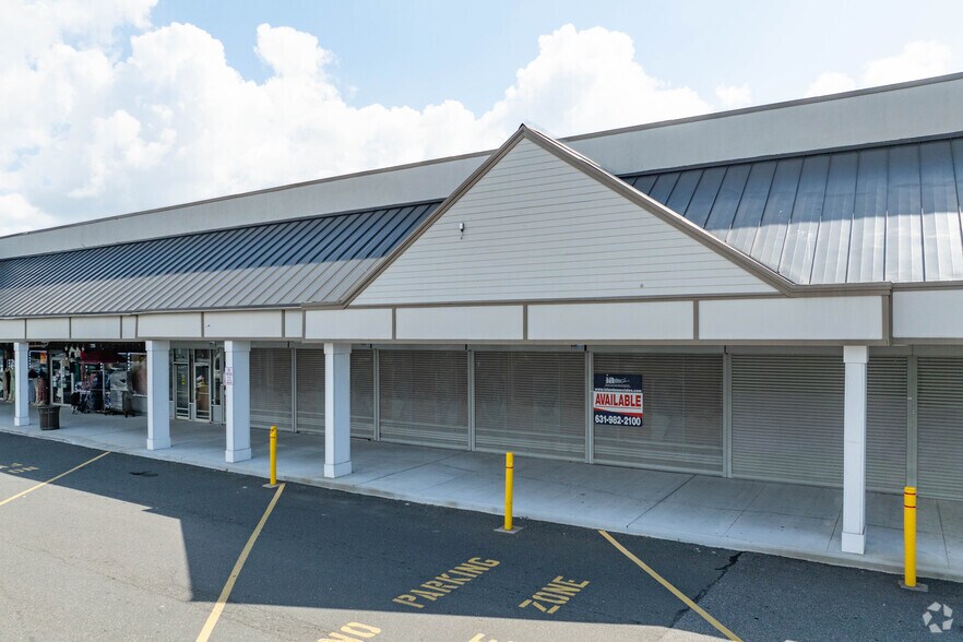 More Photos Of 1800-1850 Brentwood Rd, Brentwood Unknown For Lease