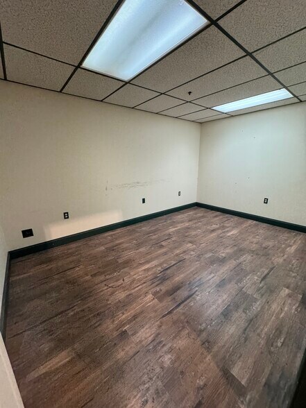 More Photos Of 36 Bartlett Rd, Gorham Light Distribution For Lease