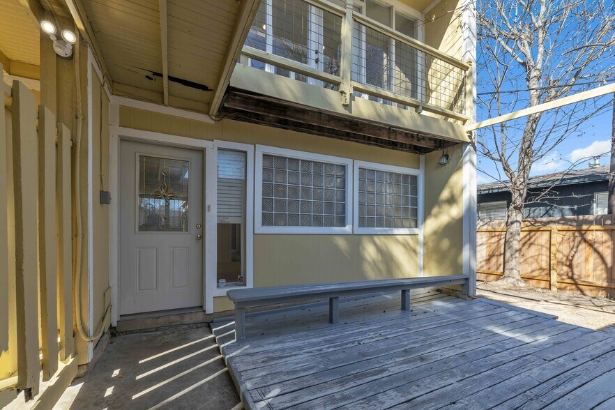 More Photos Of 5210 Woodrow Ave, Austin Land For Sale