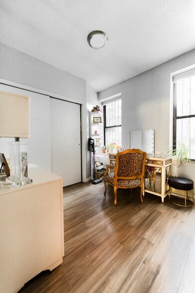 More Photos Of 329 Grand St, New York Apartments For Sale