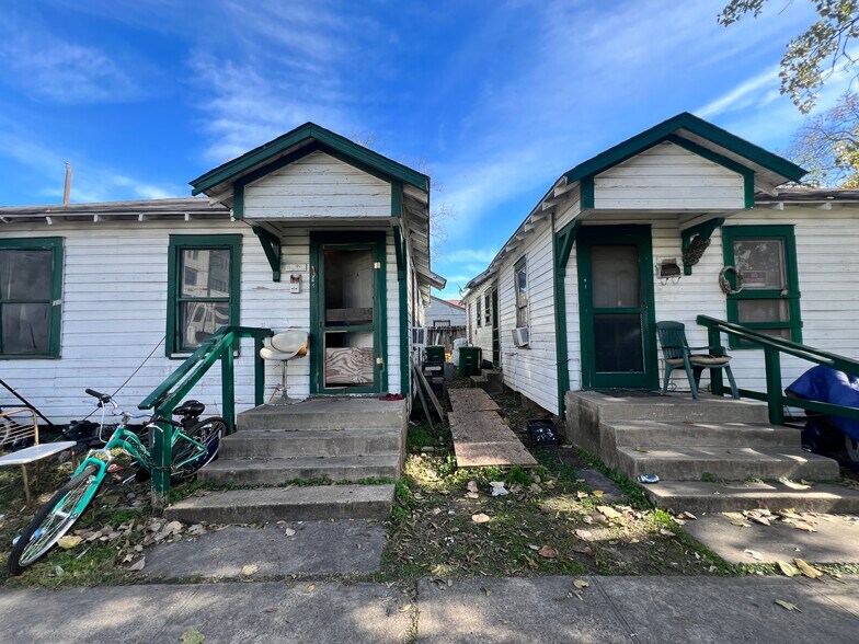 More Photos Of 2601 Lucinda St, Houston Apartments For Sale