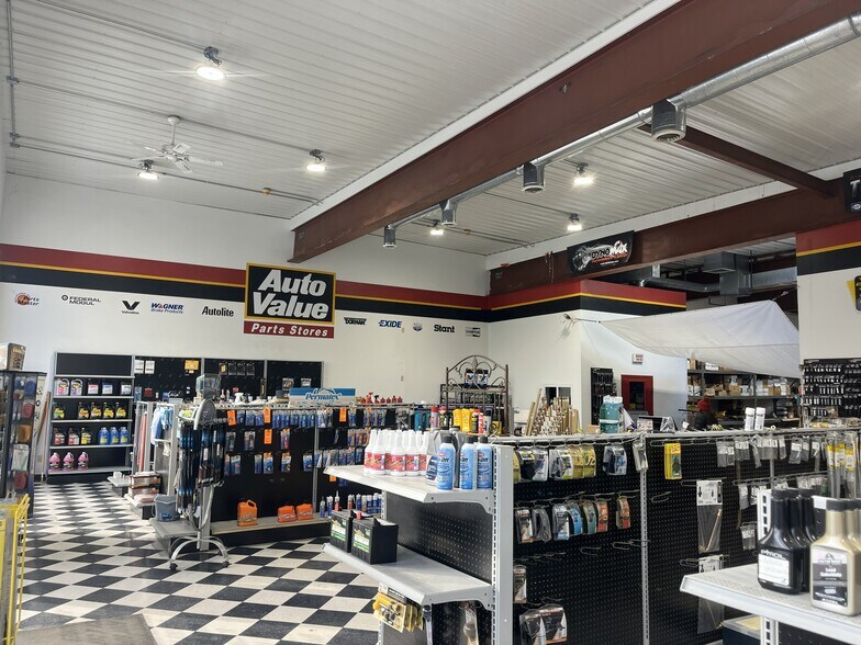 More Photos Of 223 Broadway, Rensselaer Freestanding For Sale