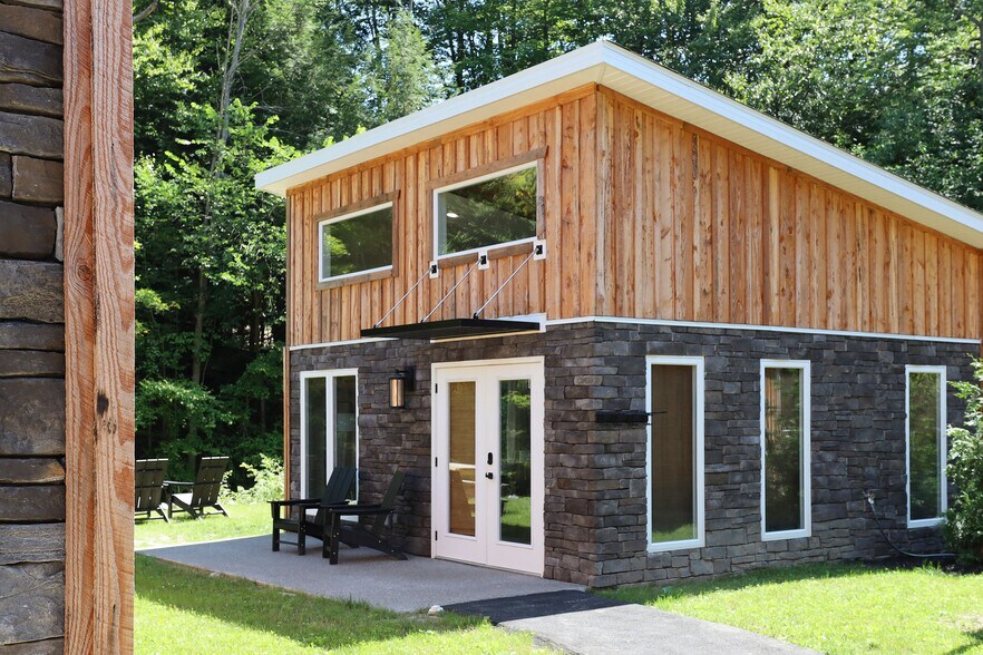 More Photos Of 6881 NY-242, Ellicottville Hotel For Sale