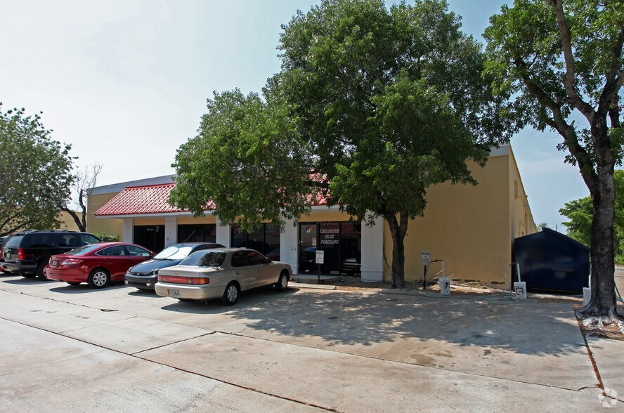 More Photos Of 2075 N Powerline Rd, Pompano Beach Unknown For Lease