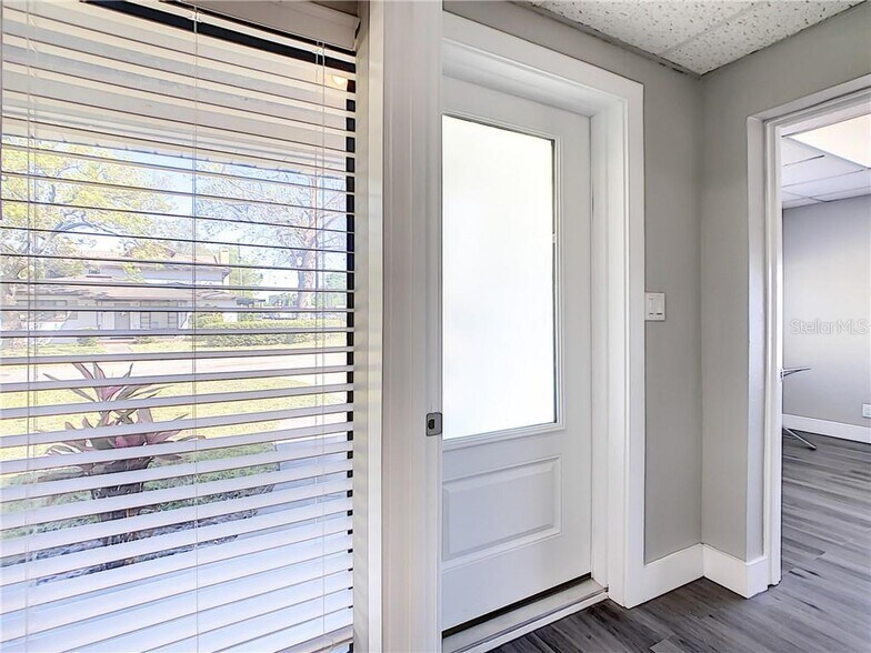 More Photos Of 1501 W Fairbanks Ave, Winter Park Freestanding For Lease
