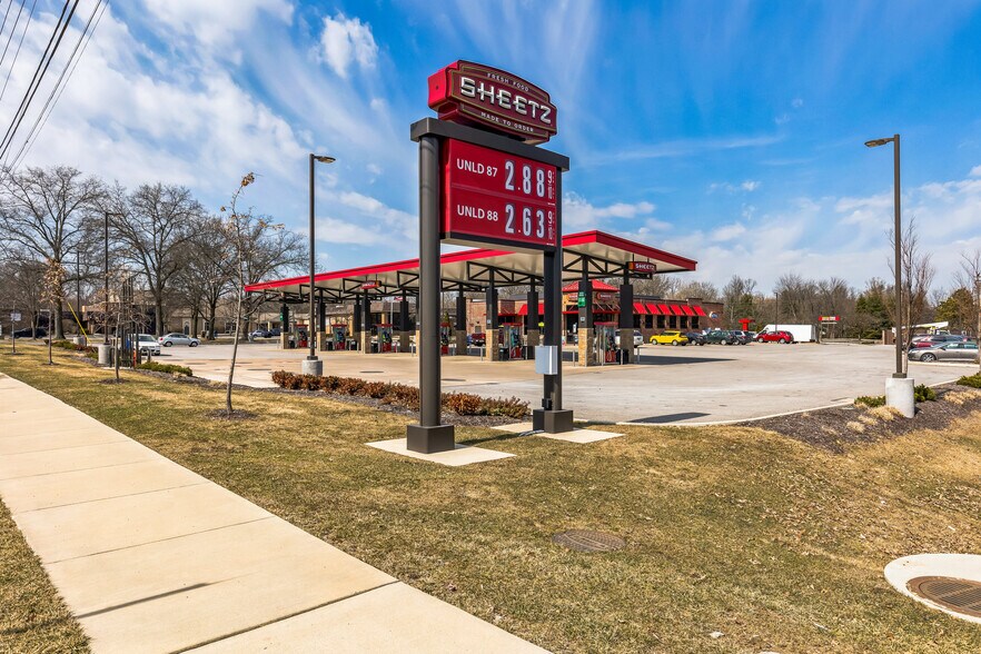 More Photos Of 4013 E Market St, Warren Freestanding For Sale