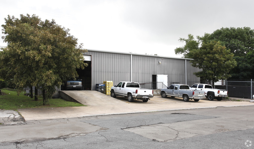 More Photos Of 4211 Todd Ln, Austin Warehouse For Lease