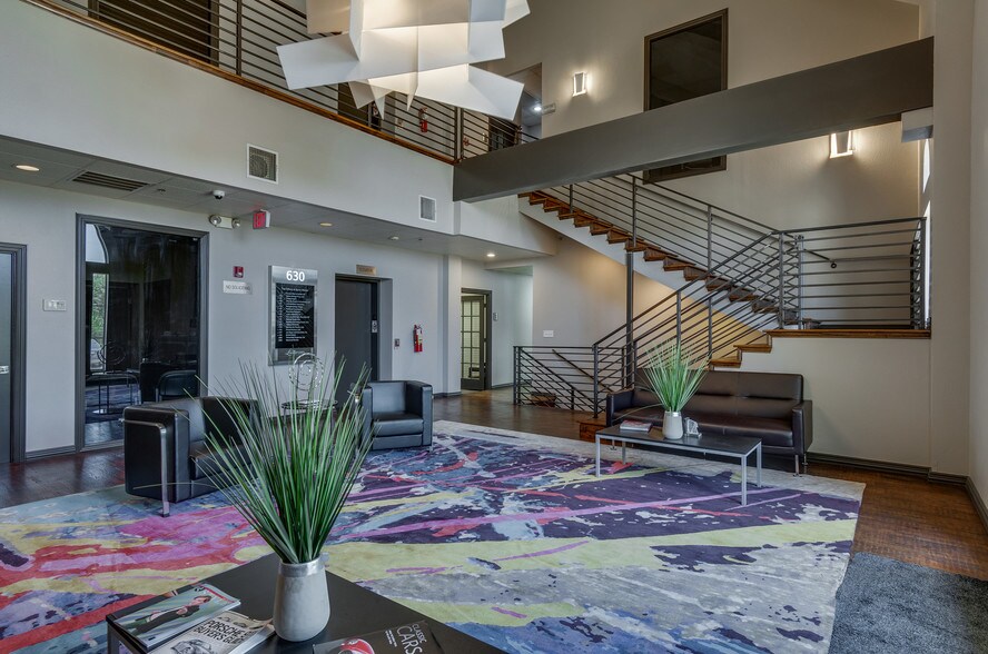 More Photos Of 630 E Southlake Blvd, Southlake Office For Lease