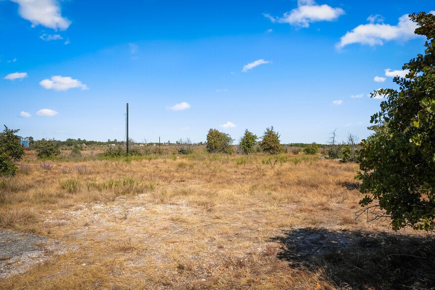 More Photos Of 1040 E State Highway 71, Bastrop Land For Sale
