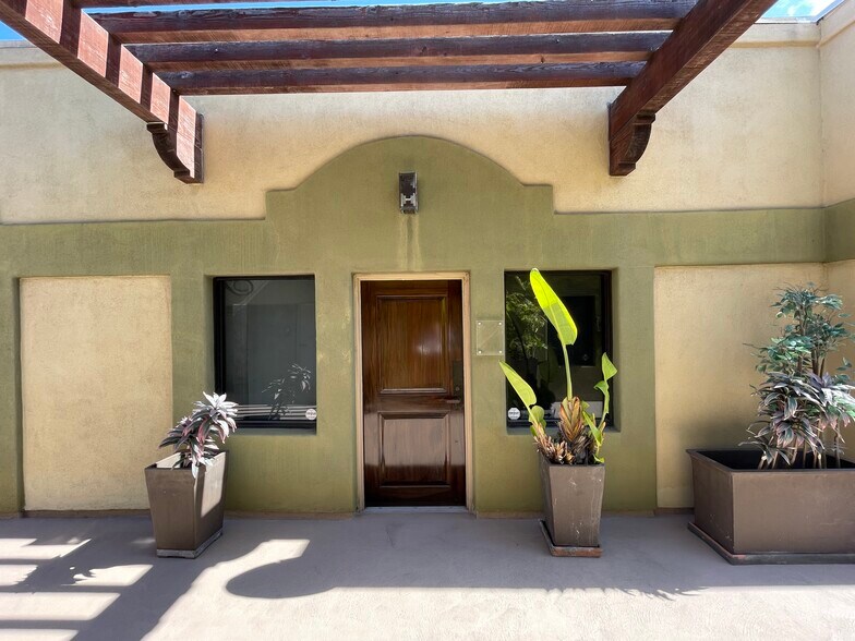 More Photos Of 2615 190th St, Redondo Beach Office For Lease