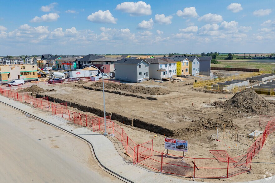 More Photos Of 23 Belvedere Cres, Calgary General Retail For Sale