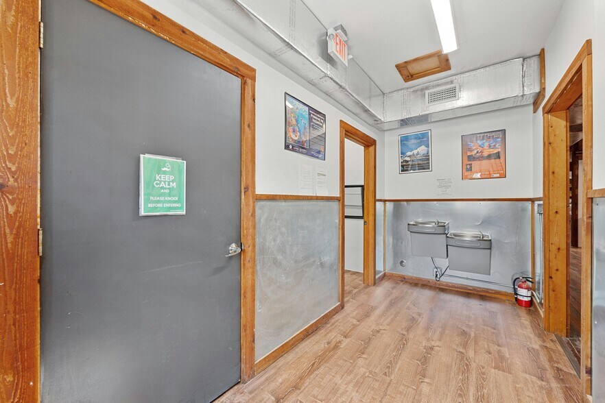 More Photos Of 1716 San Antonio St, Austin Loft Creative Space For Sale