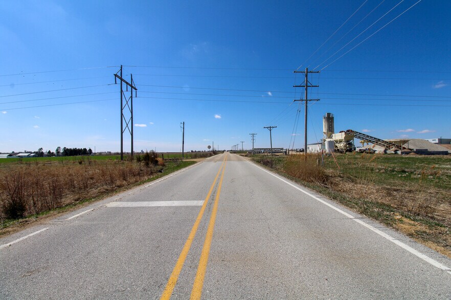 More Photos Of 5640 44th Ave S, Clinton Industrial For Sale