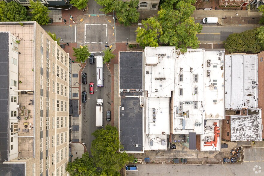 More Photos Of 424 E Grace St, Richmond Bank For Lease