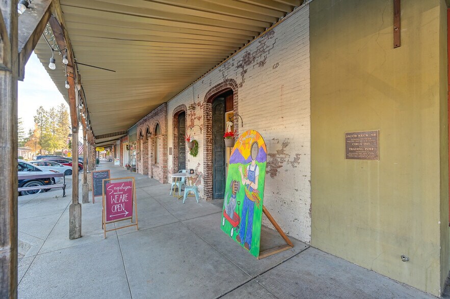 More Photos Of 38 N Main St, Colfax Restaurant For Sale