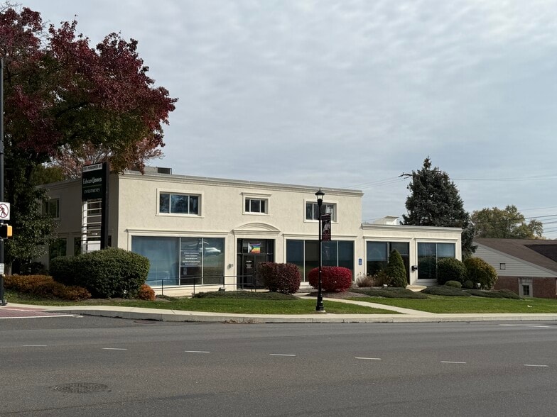 Primary Photo Of 3701 Perkiomen Ave, Reading Medical For Sale