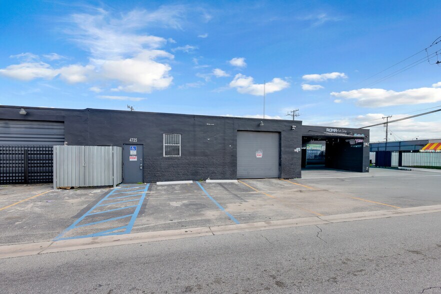 More Photos Of 4725 E 10th Ave, Hialeah Service For Lease