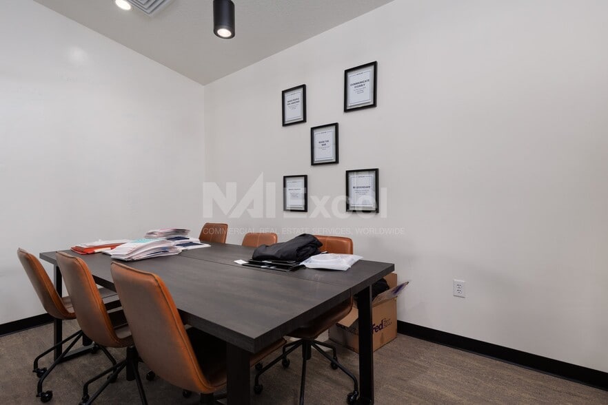More Photos Of 158 W Oakland Ave, South Salt Lake Loft Creative Space For Sale