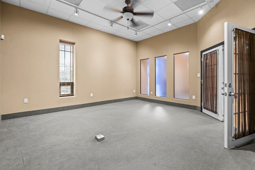 More Photos Of 4702 Eastern Ave, Kansas City Warehouse For Sale