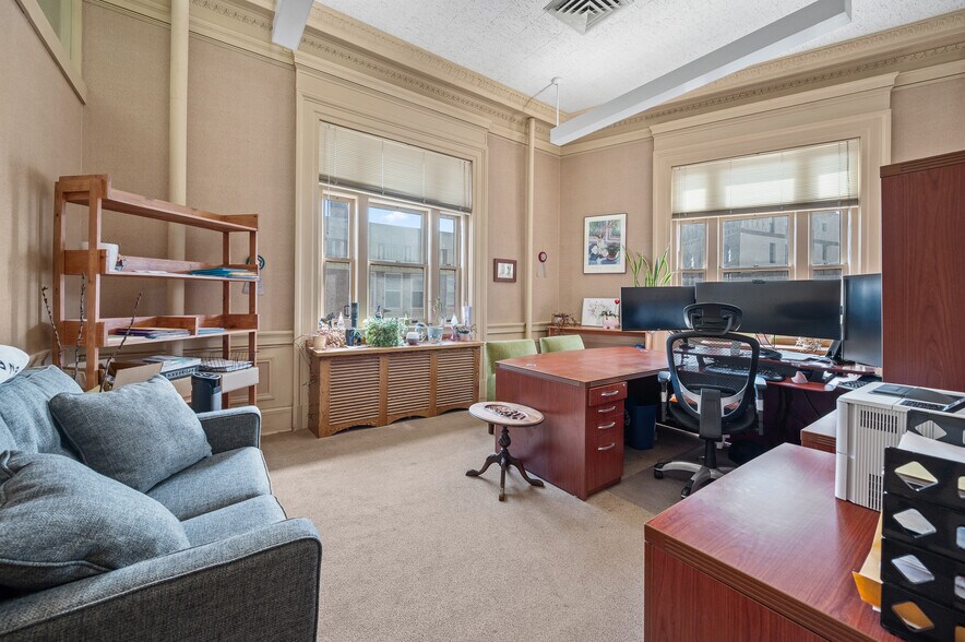 More Photos Of 24 W 6th Ave, Helena Office For Lease