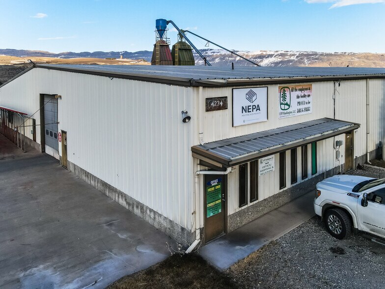 More Photos Of 31 Precision Ln, Malaga Manufacturing For Sale