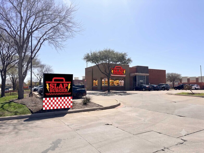 More Photos Of 1533 W Hebron Pky, Carrollton Restaurant For Sale