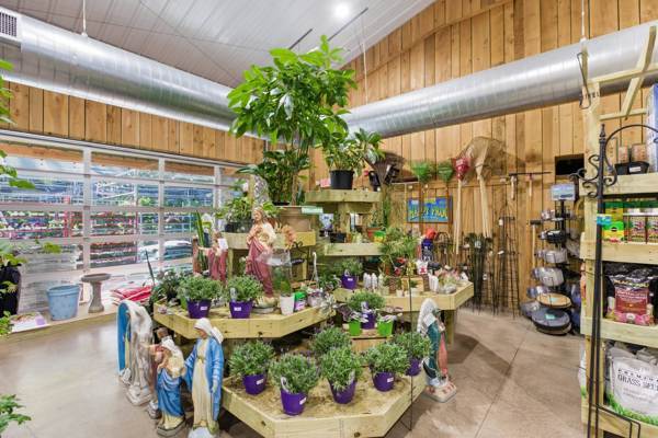 More Photos Of 509 Rochester Rd, Pittsburgh Storefront Retail Office For Lease