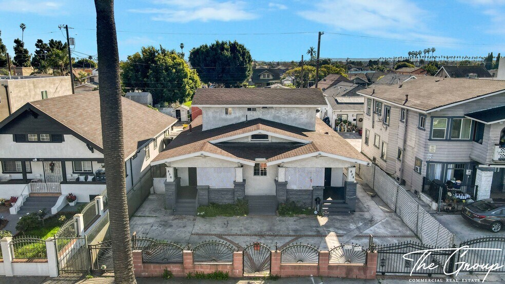 More Photos Of 856 W 47th St, Los Angeles Multifamily For Sale