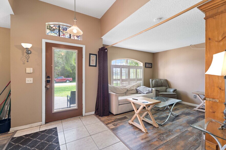 More Photos Of 1874 SW Gemini Ln, Port Saint Lucie Multifamily For Sale