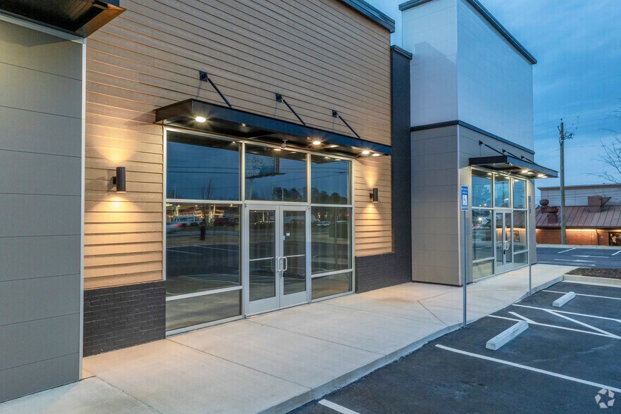 More Photos Of 1767 Washington Rd, Thomson Storefront For Lease