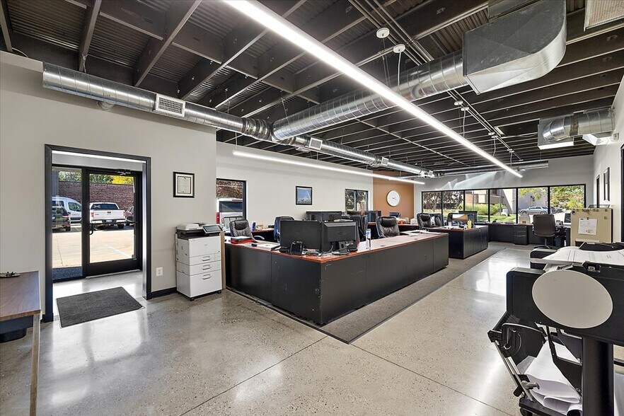 More Photos Of 14570 Barber Ave, Warren Warehouse For Sale