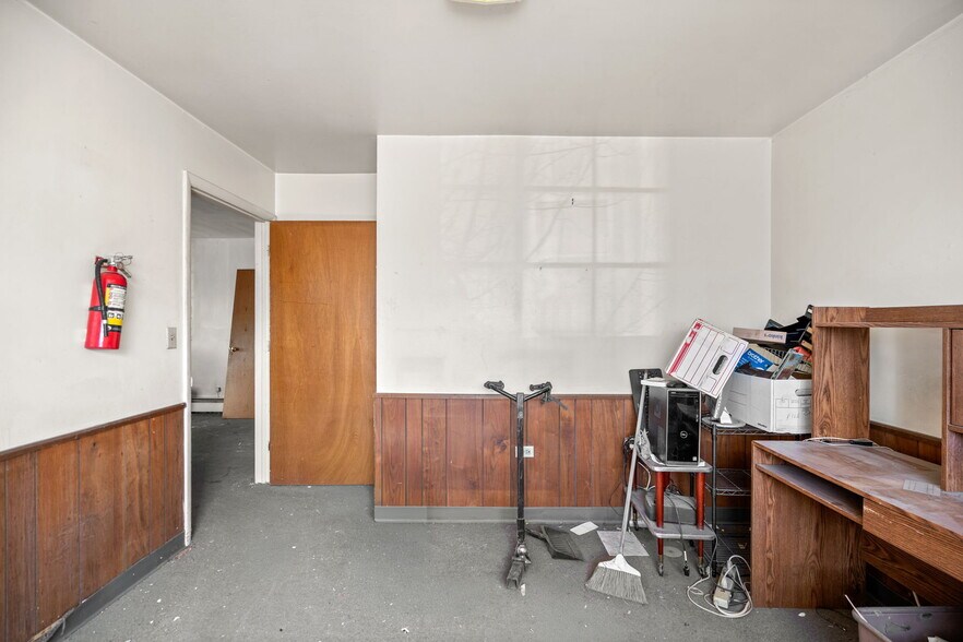 More Photos Of 2162 S Jason St, Denver Warehouse For Sale