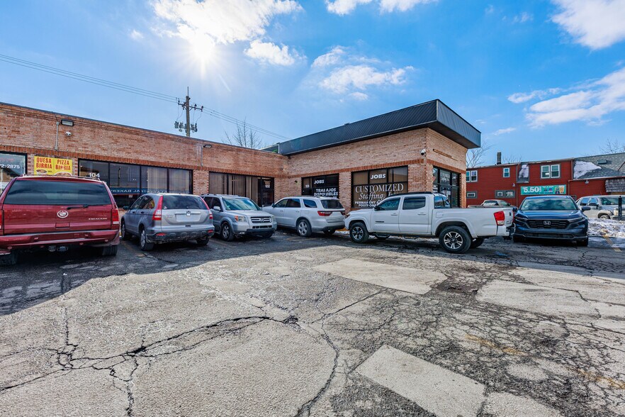 More Photos Of 4117 W 47th St, Chicago General Retail For Sale