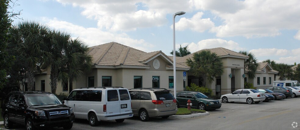 Primary Photo Of 17150 Royal Palm Blvd, Weston Medical For Lease