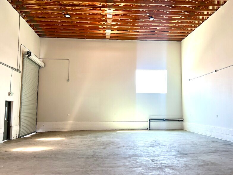 More Photos Of 1315 Cota Ave, Long Beach Manufacturing For Lease