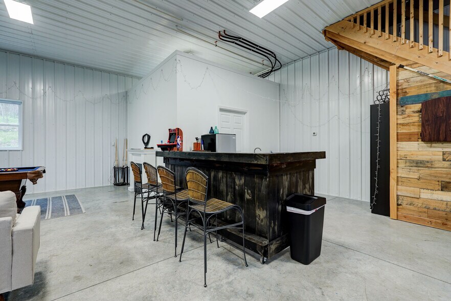 More Photos Of 5685 County Road 33, Canandaigua Specialty For Sale