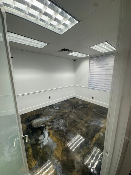 More Photos Of 13730 Cypress Terrace Cir, Fort Myers Medical For Sale