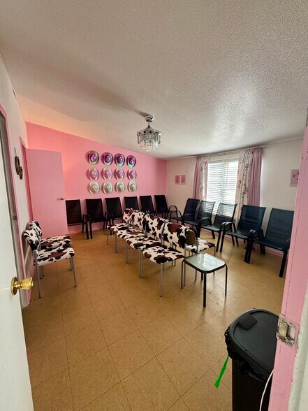 More Photos Of 3001 E Highway 199, Springtown Flex For Lease