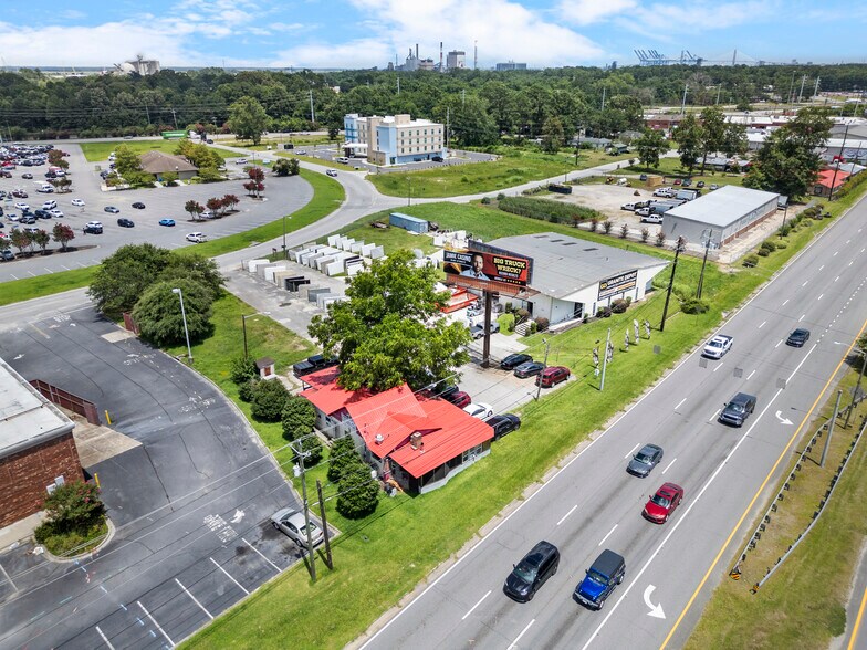 More Photos Of 4118 Augusta Rd, Savannah Freestanding For Sale