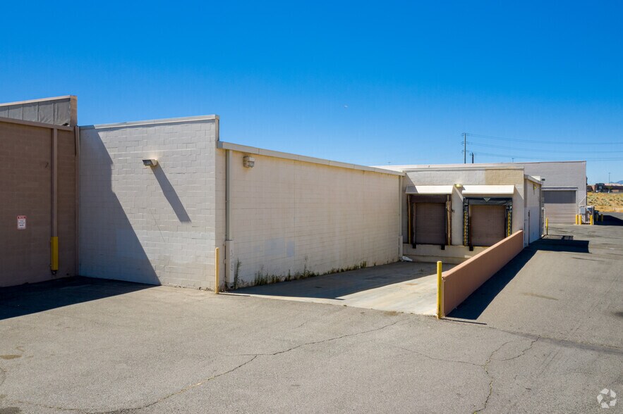 More Photos Of 12480 Amargosa Rd, Victorville Freestanding For Lease