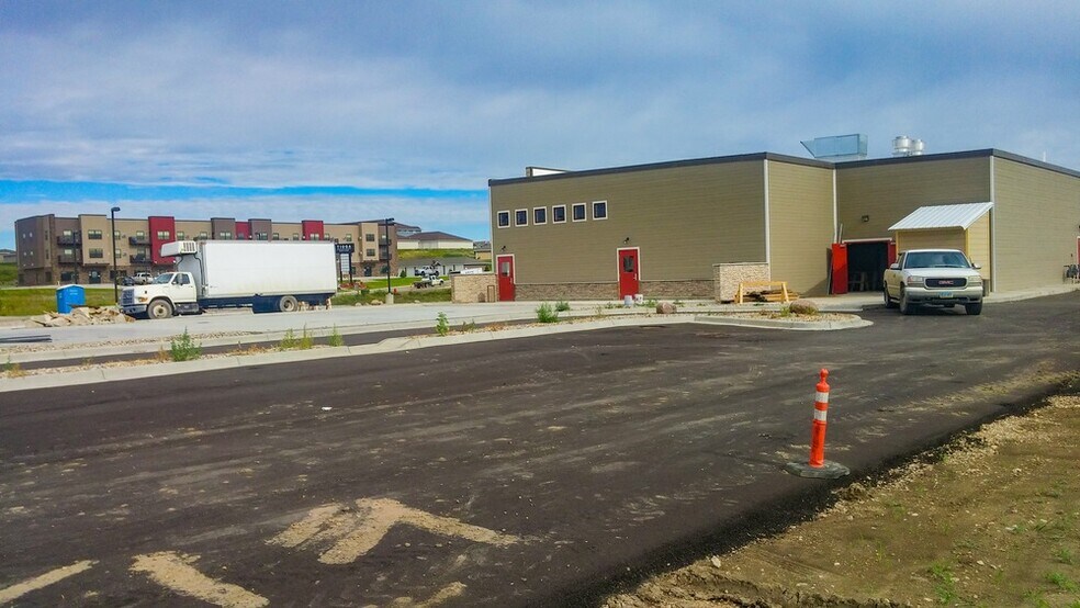 More Photos Of 901 Elm St, Tioga Freestanding For Sale