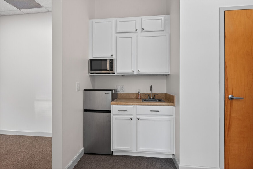More Photos Of 1502 W NC Highway 54, Durham Office For Sale