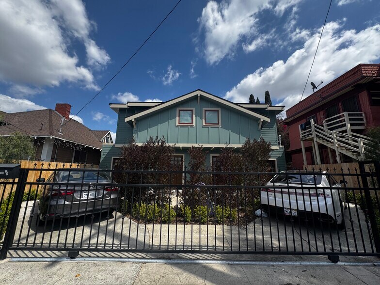 More Photos Of 2119 S Union Ave, Los Angeles Apartments For Sale